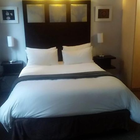 Mabungubwe Hotel Apartments - Home Away From Home Johannesburgo Exterior foto