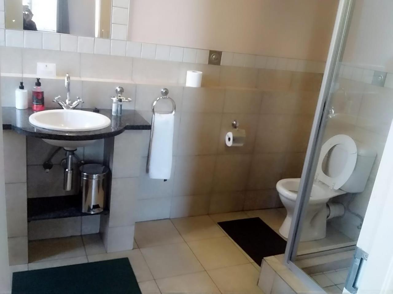 Mabungubwe Hotel Apartments - Home Away From Home Johannesburgo Exterior foto